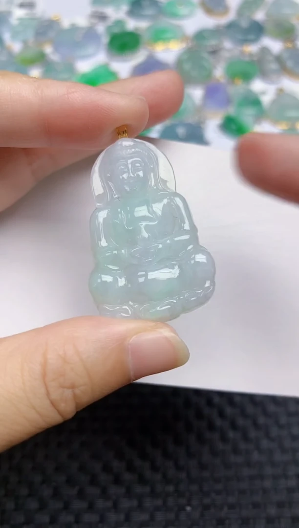 翡翠18K金镶嵌颈饰天然翡翠A货
