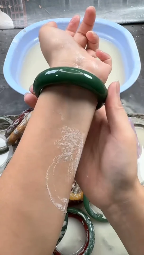 石英质玉手镯未镶嵌33 6160