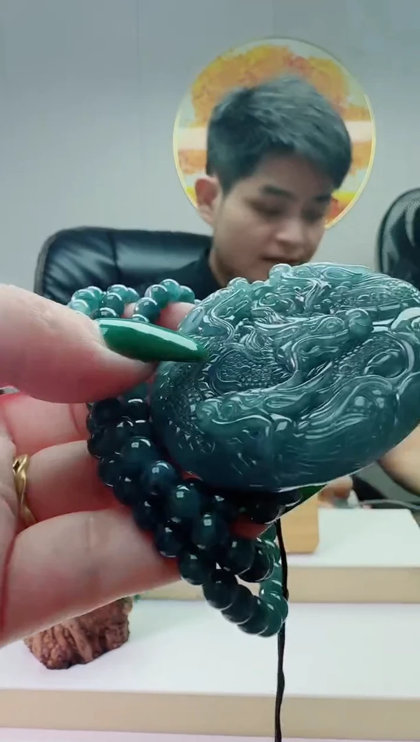 翡翠未镶嵌颈饰多样性随机发其一