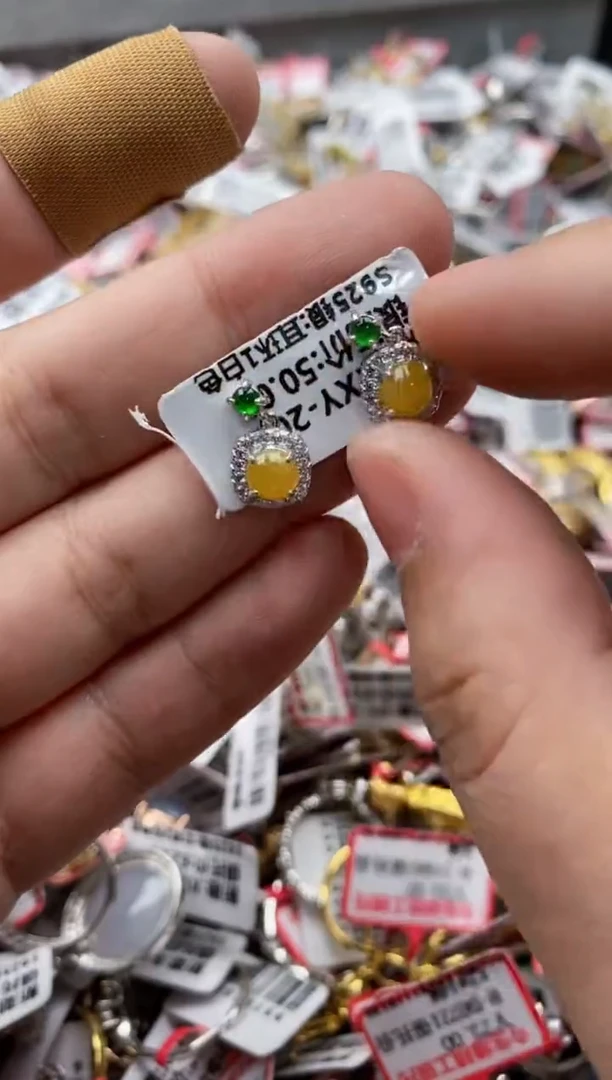 【闪购商品】翡翠戒指银S925镶嵌666666---2