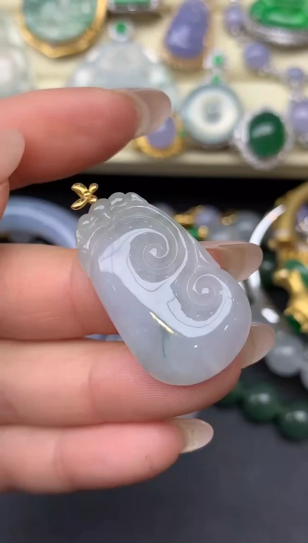 翡翠18K金镶嵌颈饰58-雪姐翡翠天天见