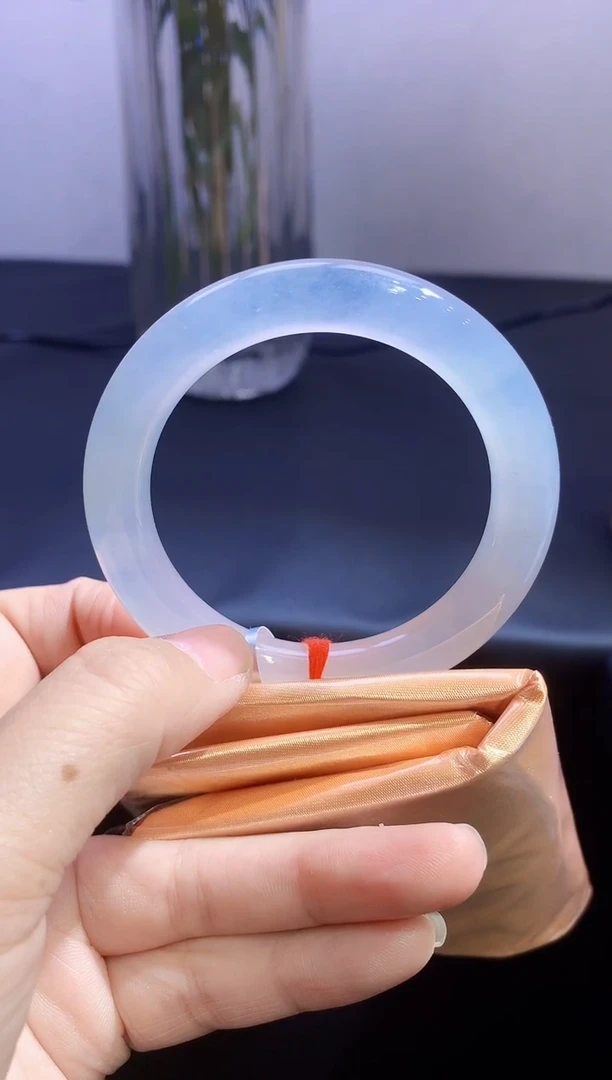 未镶嵌手镯翡翠翡翠手镯圈口53.7-t95手镯定价2万卖价19万