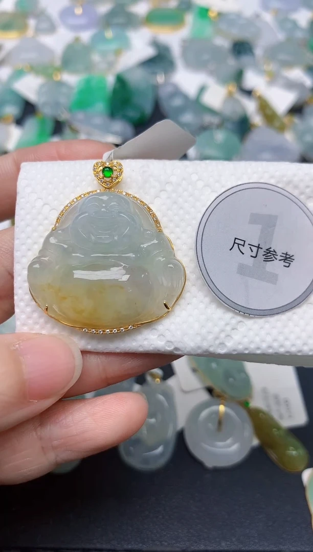 颈饰18K金镶嵌翡翠天然缅甸A货翡翠