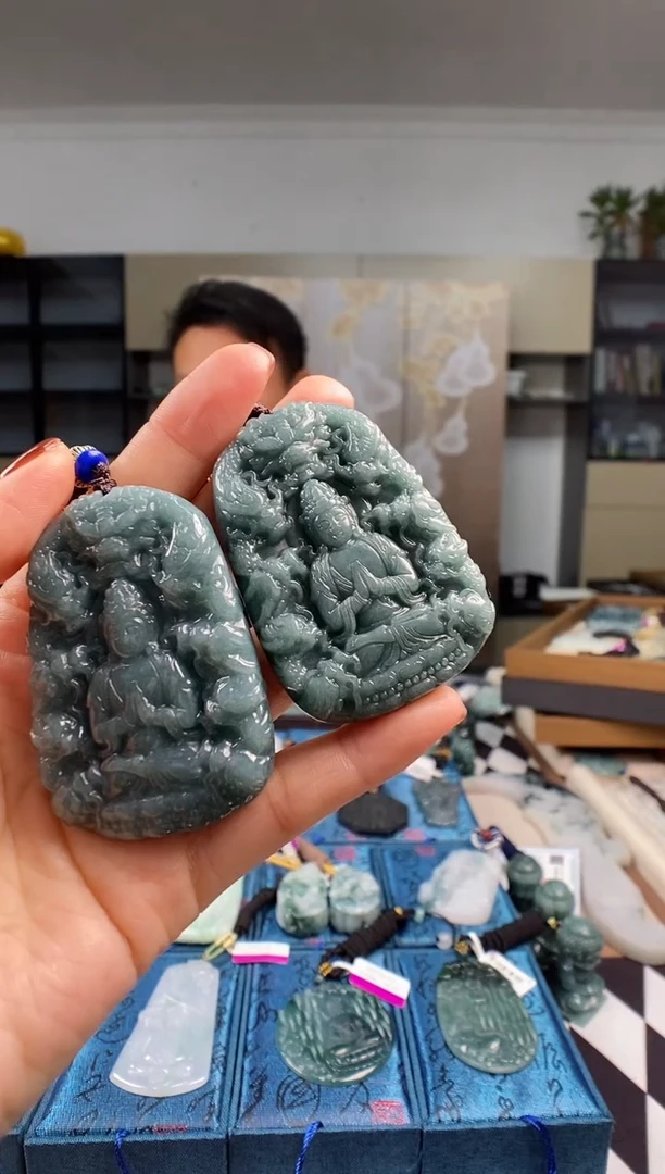 颈饰未镶嵌翡翠多样性发其一