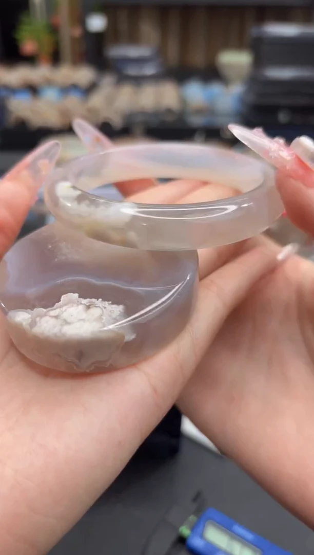 未镶嵌手镯石英质玉41(65圈赠送镯心)