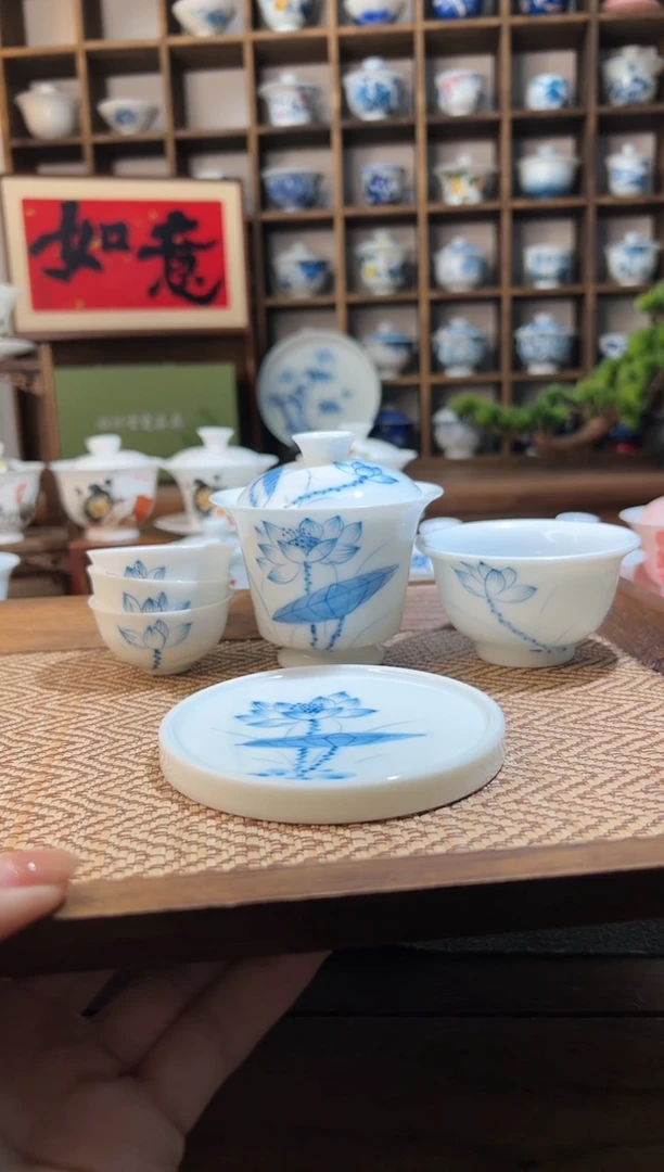 【闪购商品】素荷花一套