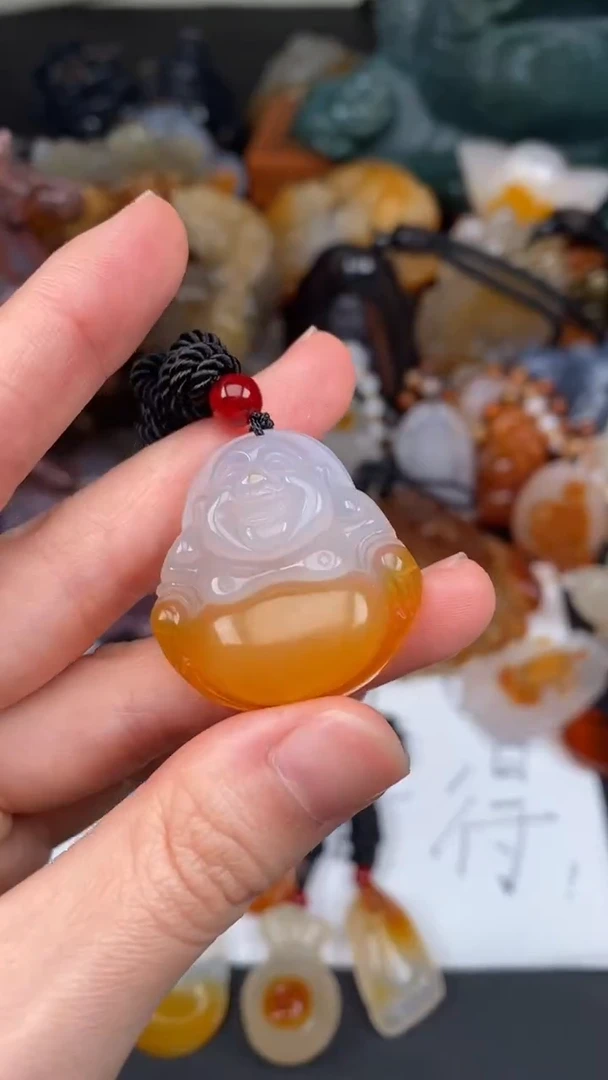 未镶嵌颈饰玛瑙/玉髓AA