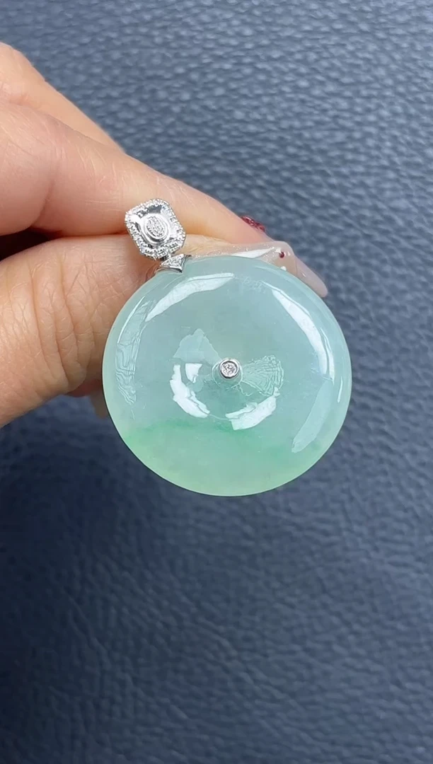 颈饰18K金镶嵌翡翠YM1306-3 平安扣