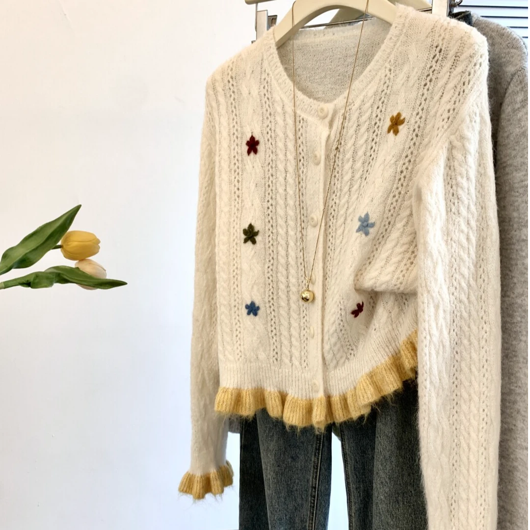 韩系甜美通勤开衫外套女2025春秋季新款刺绣针织小花朵设计毛衣潮