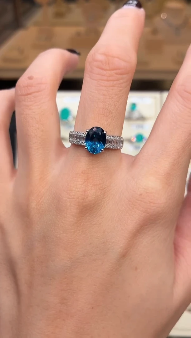 银S925镶嵌戒圈海蓝宝石0000