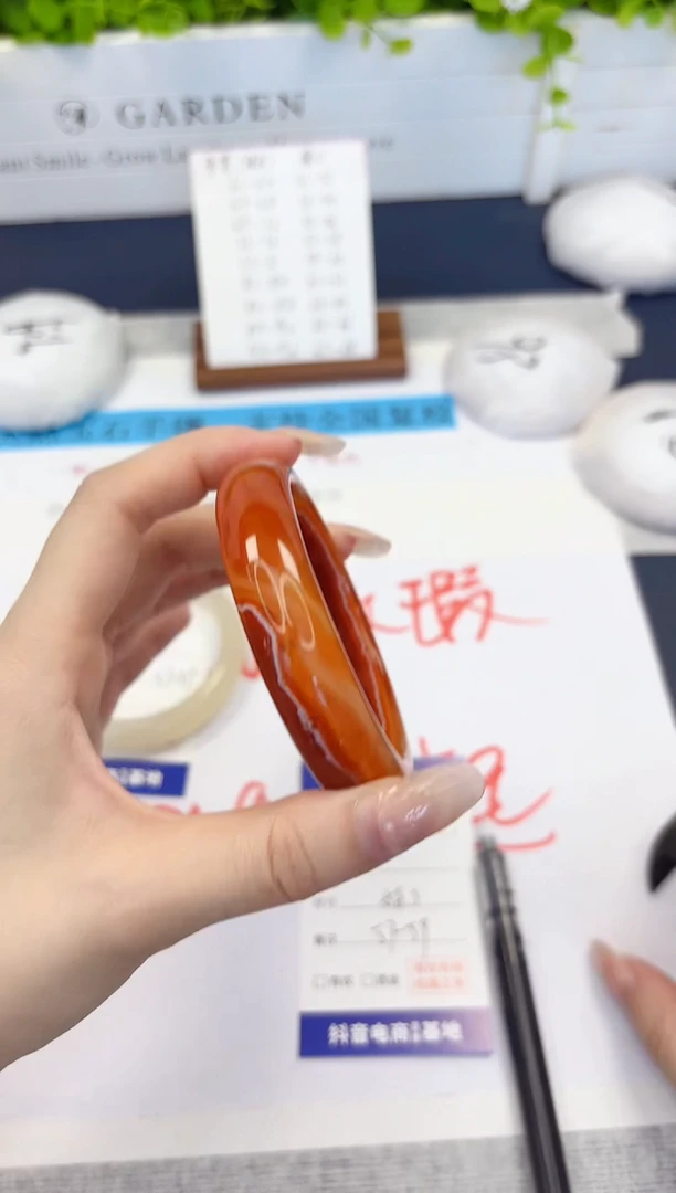 石英质玉手镯未镶嵌187-玛瑙-圈口58