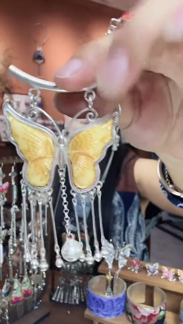 刺绣纯手工民族风吊坠