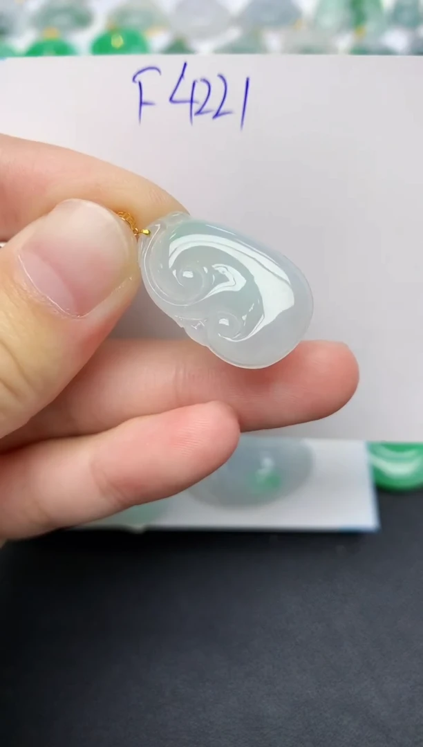 颈饰18K金镶嵌翡翠天然缅甸A货翡翠百元以上9元证书费自理