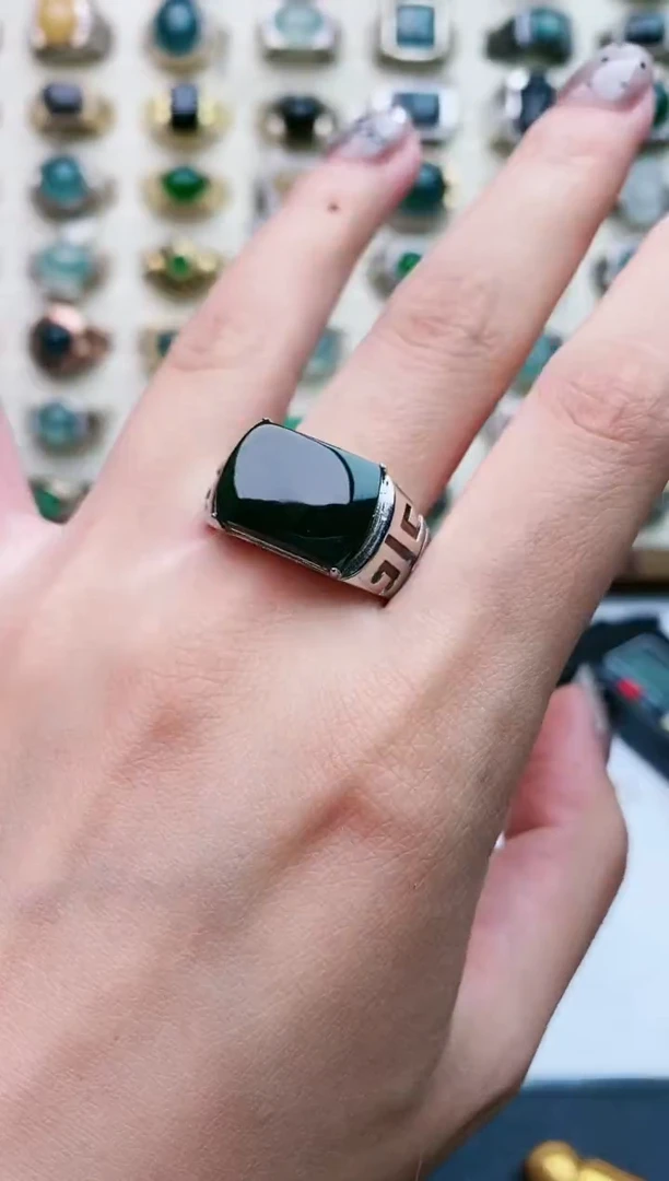 翡翠戒指银S925镶嵌天然翡翠男戒