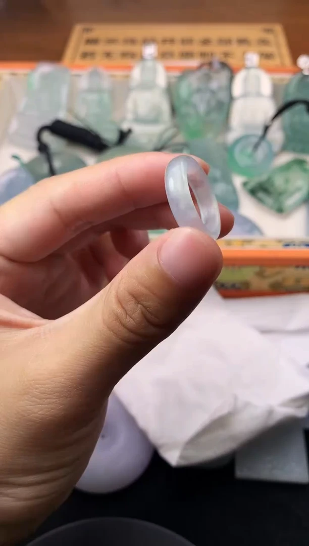 定制翡翠未镶嵌毛货不退不换