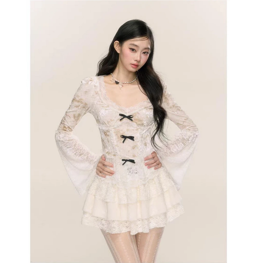 【小美】大码法式少女蔷薇纯欲蕾丝甜辣女长袖显瘦上衣蛋糕短裙套装