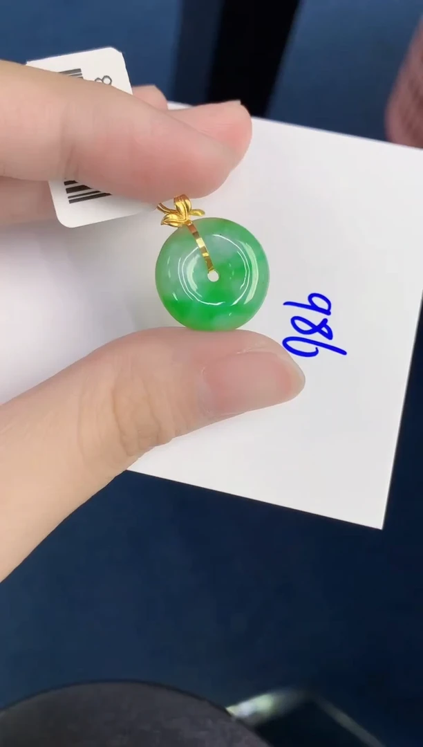 颈饰18K金镶嵌翡翠天然翡翠缅甸A货