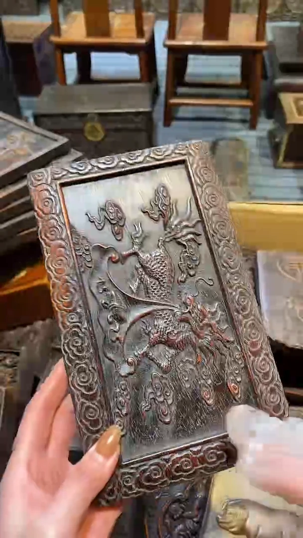 木紫檀雕刻一物一拍