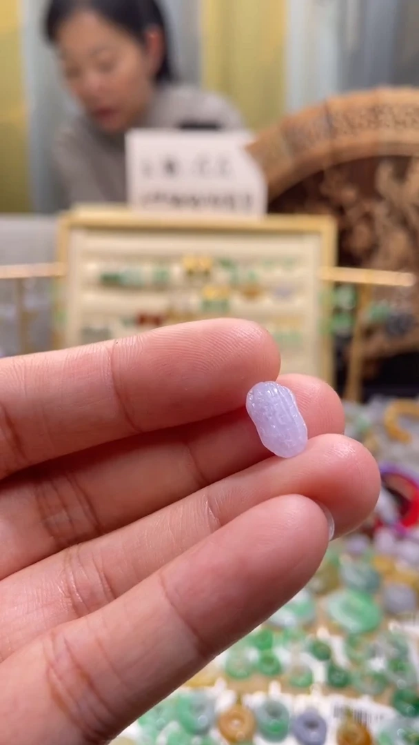 颈饰未镶嵌翡翠滴流