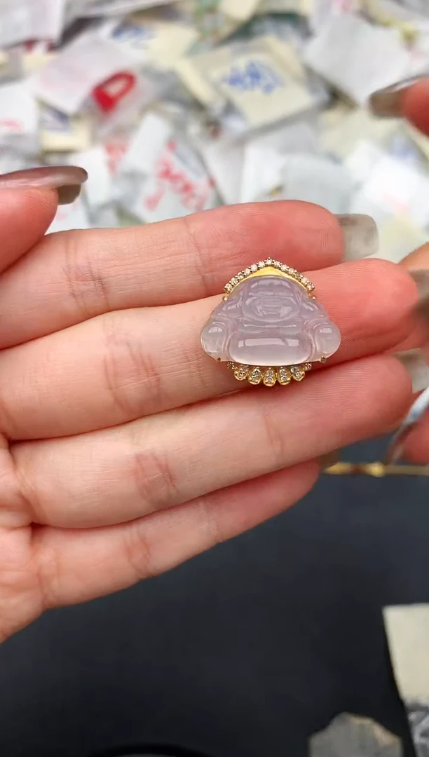 18K金镶嵌挂件翡翠—