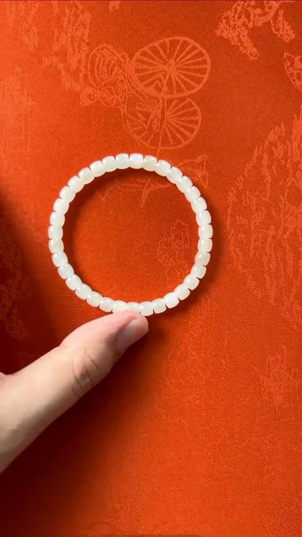 【闪购商品】和田玉珠串未镶嵌俄料6*5mm直切手串