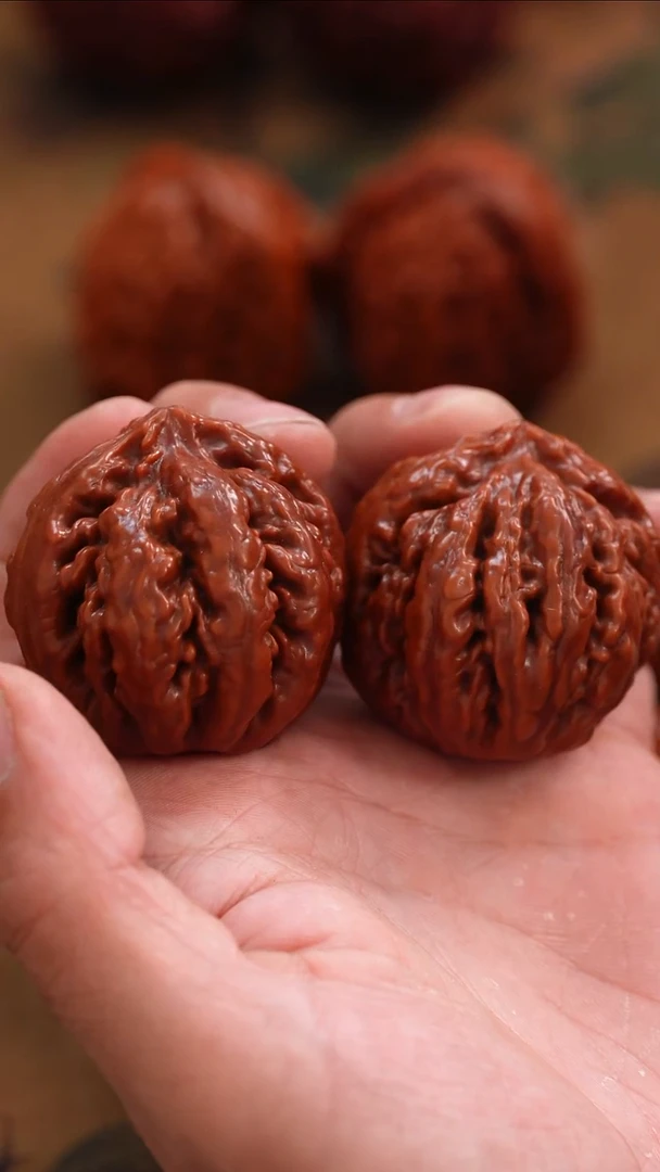 文玩核桃把件霸王龙