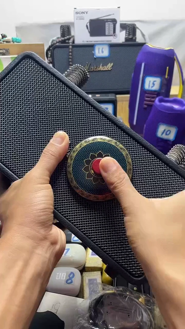 瓷片闪购商品 如图所示