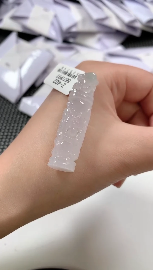 翡翠未镶嵌颈饰61