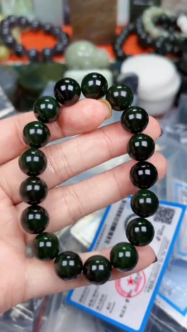 颈饰未镶嵌和田玉和田玉