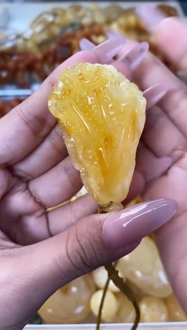 未镶嵌琥珀裸石天然琥珀蜜蜡