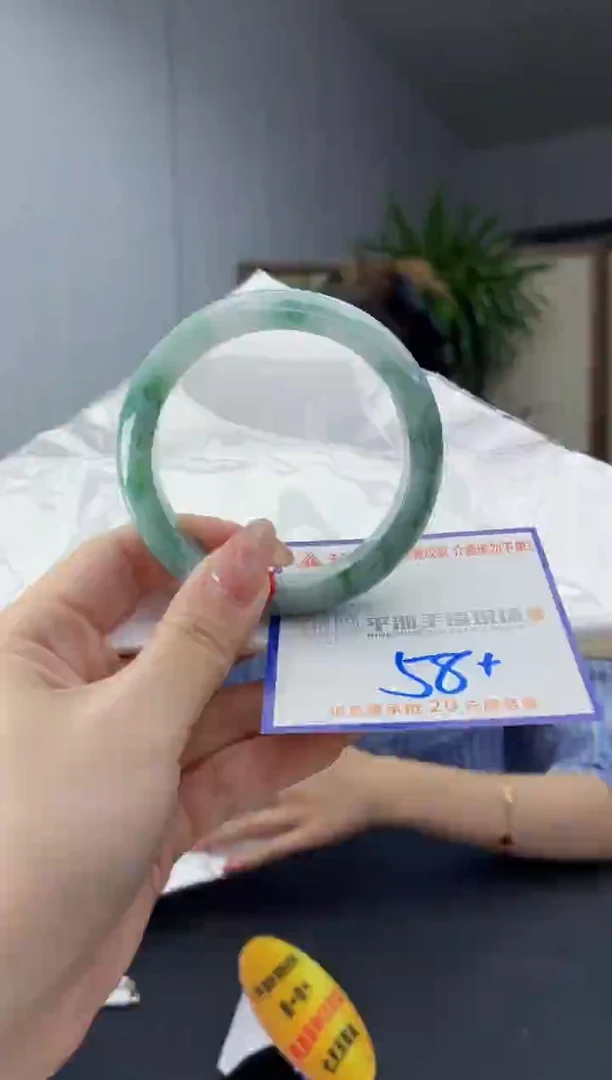 翡翠手镯未镶嵌11111111