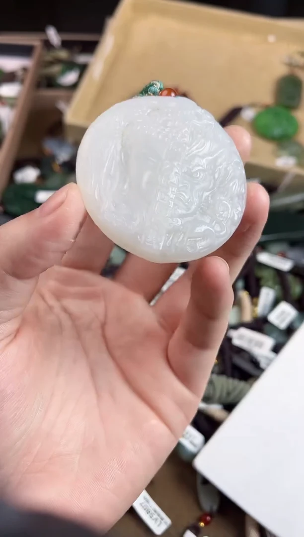 颈饰未镶嵌和田玉1