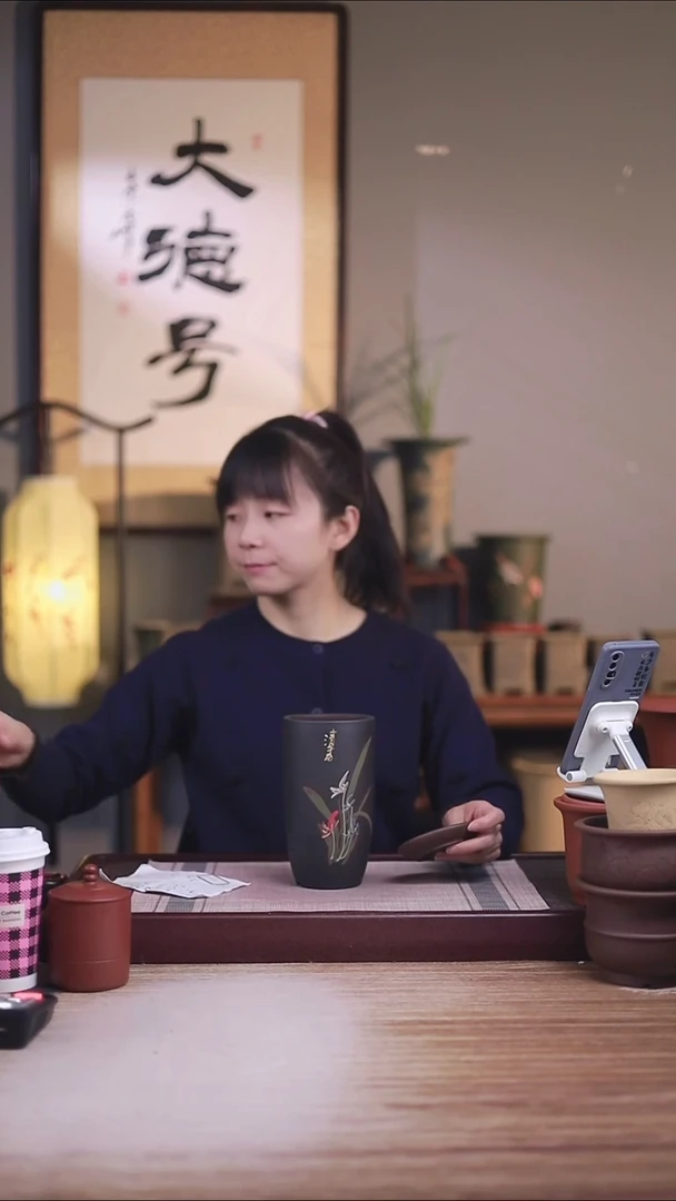 紫砂花盆粉黑泥绘兰花小美人肩一只带托盘