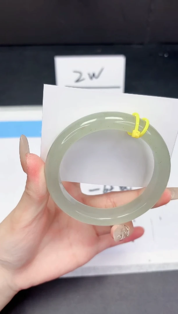 【闪购商品】石英质玉手镯未镶嵌171-62.6