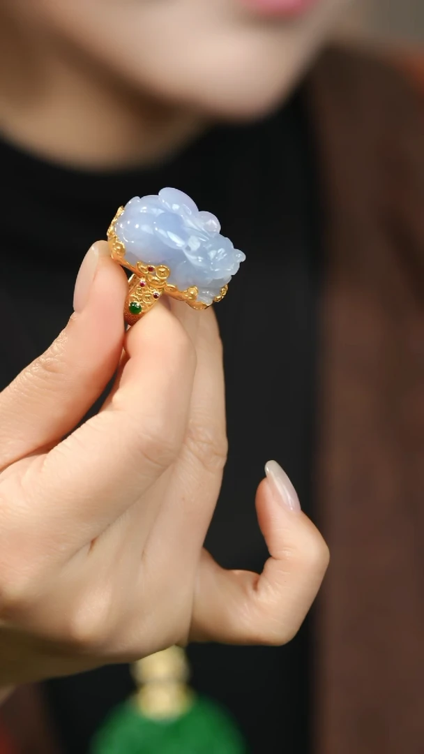 18K金镶嵌戒指翡翠@HSG53092720@