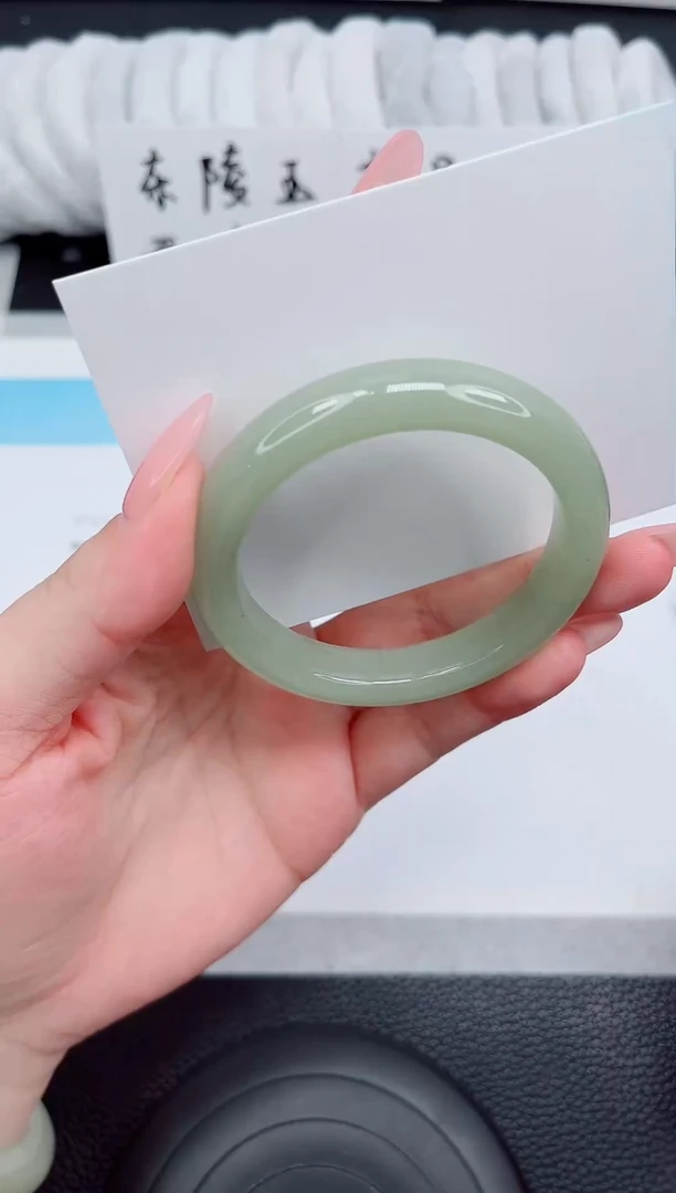 石英质玉手镯未镶嵌14-52