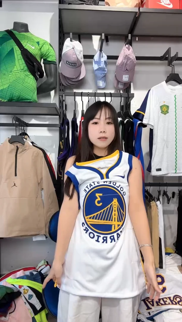 1382编码 耐克卫衣服饰过款为准 尺码M