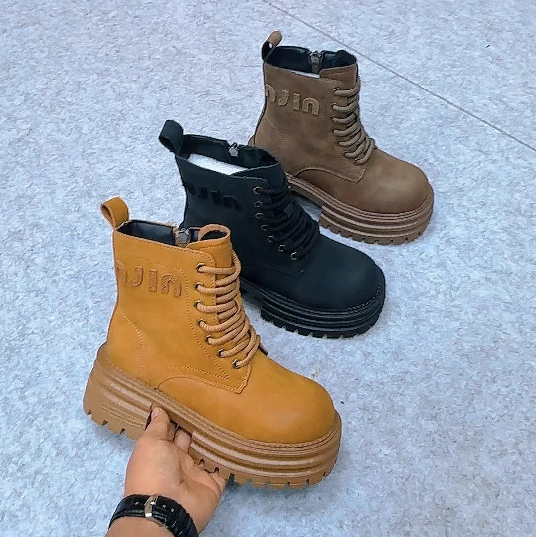GG-9527新款时尚爆款马丁靴百搭推荐加绒加厚休闲厚底高帮系带
