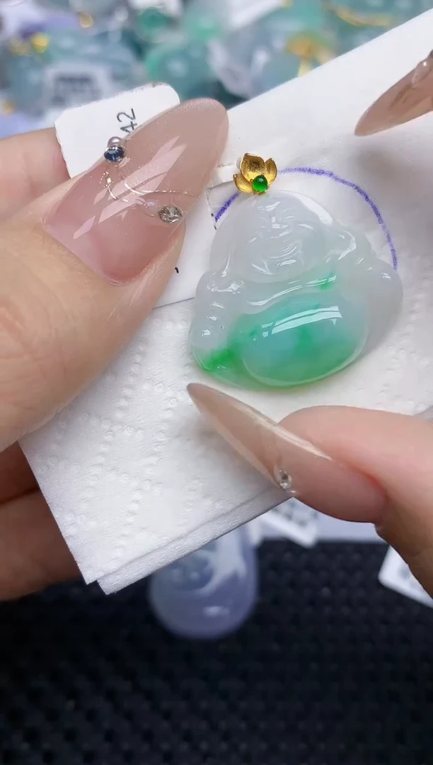 颈饰18K金镶嵌翡翠361   天然翡翠A货  百元以上9米证书费自理