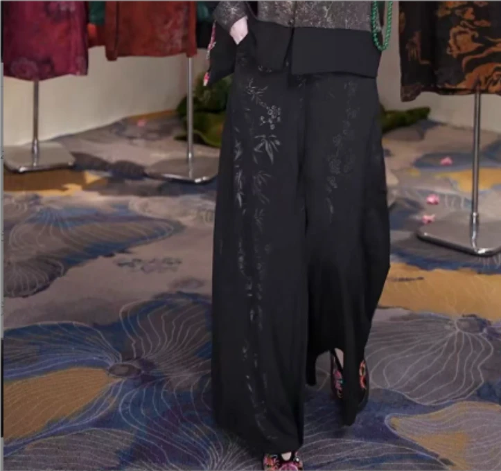 【断码清仓】手抓花四叶草珠子吊坠九分裙裤垂感遮肚显高显瘦阔腿裤