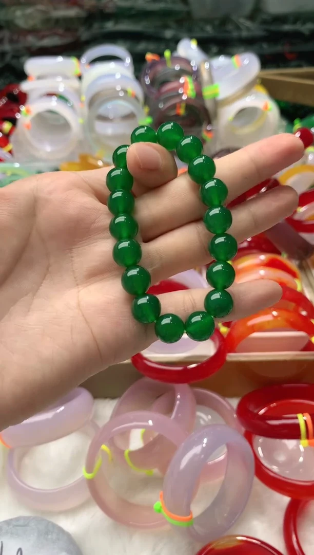 【闪购商品】玛瑙/玉髓手镯未镶嵌99999