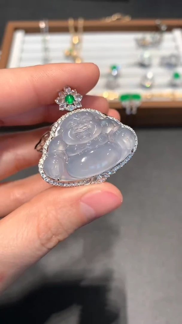 【闪购商品】翡翠颈饰18K金镶嵌26800