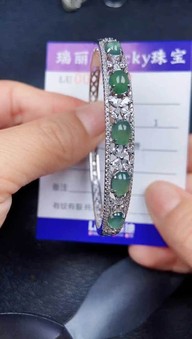 翡翠银S925镶嵌颈饰9878