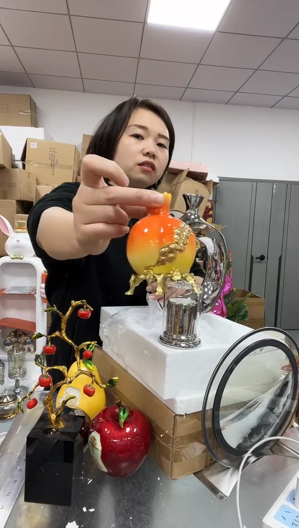 【闪购商品】悦美锌合金石榴牙签筒