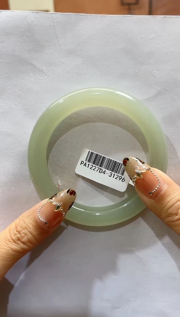 【闪购商品】和田玉手镯未镶嵌55+圈口