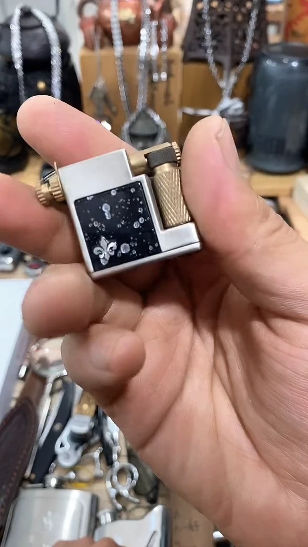瓷片闪购商品  如图所示