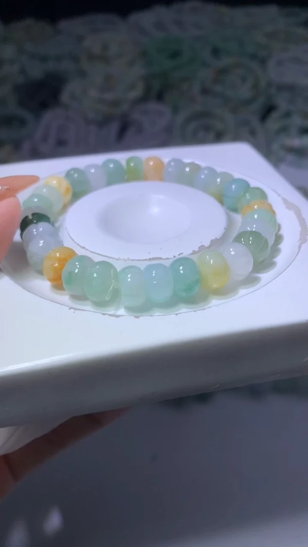 未镶嵌挂件翡翠企**妈MXX059718