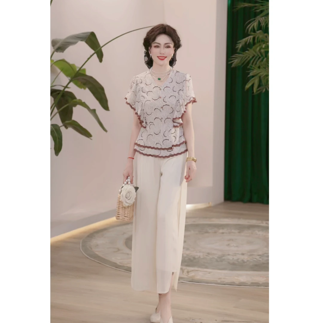 妈妈装夏装薄款时尚两件套气质中老年女装中年洋气小衫上衣套装