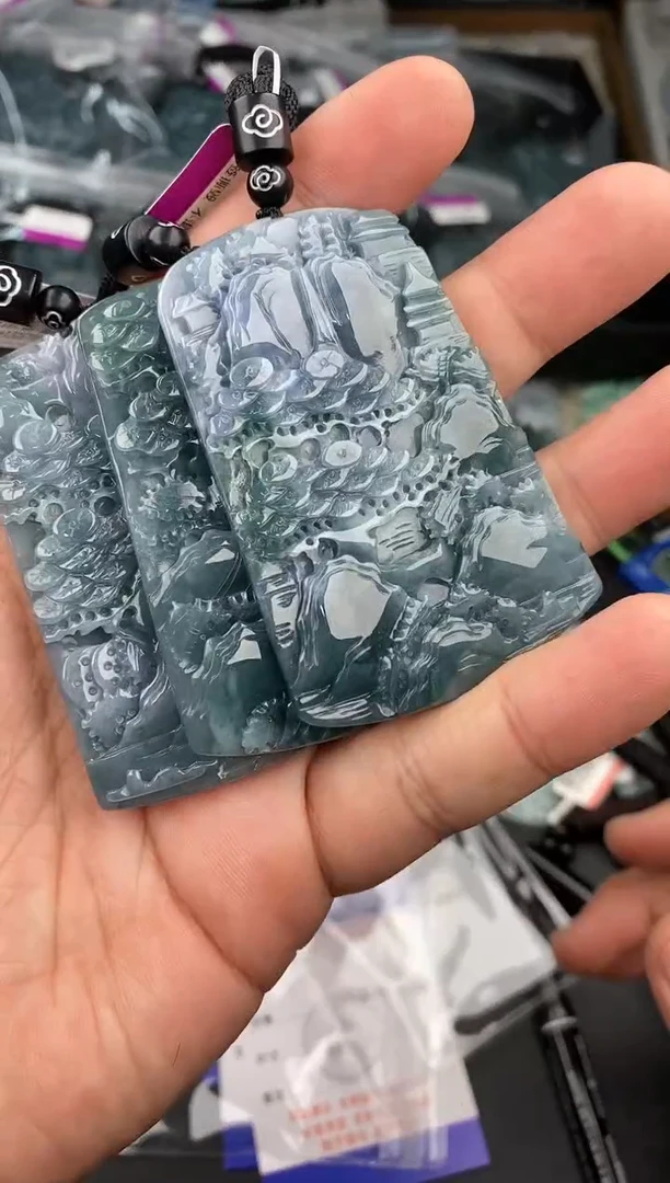 【闪购商品】翡翠颈饰未镶嵌   多样性发其一