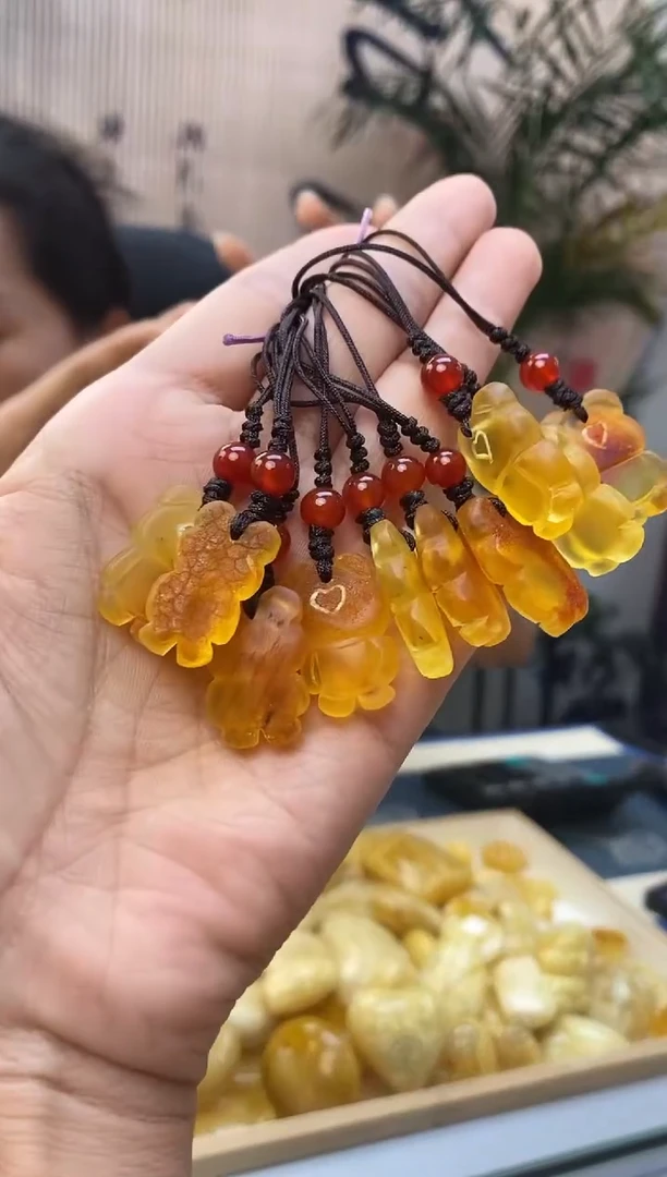 未镶嵌琥珀裸石天然琥珀蜜蜡多样性发一